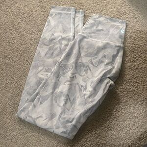Lululemon gray/white leggings